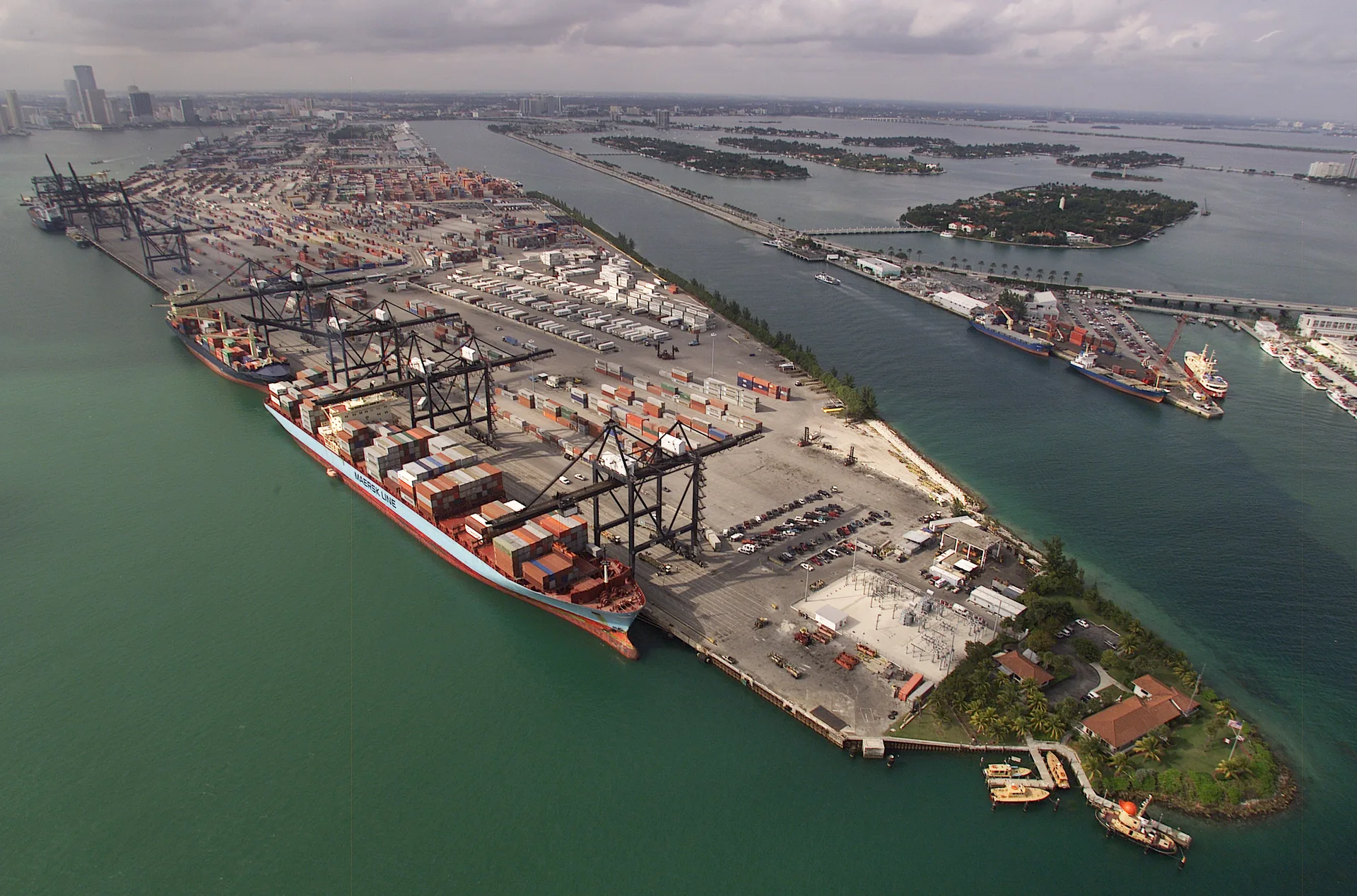 Border / port